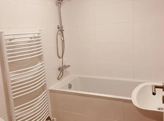 Privatunterkunft Private In *